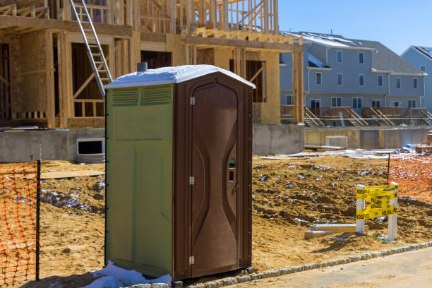 Porta potty delivery and setup in Eatonville, WA