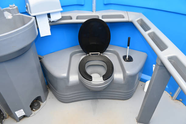 Best Portable toilet rental cost  in Eatonville, WA